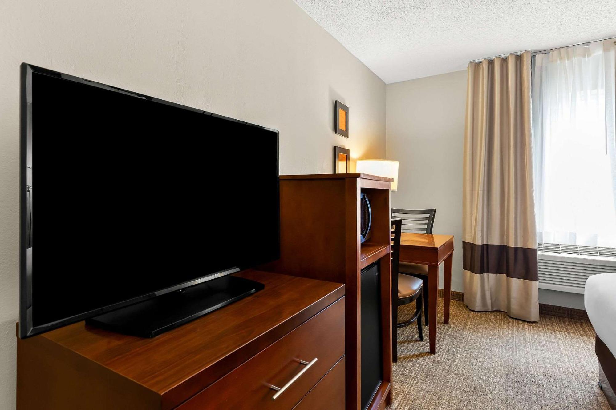 Comfort Inn St Louis - Westport Event Center Maryland Heights Dış mekan fotoğraf