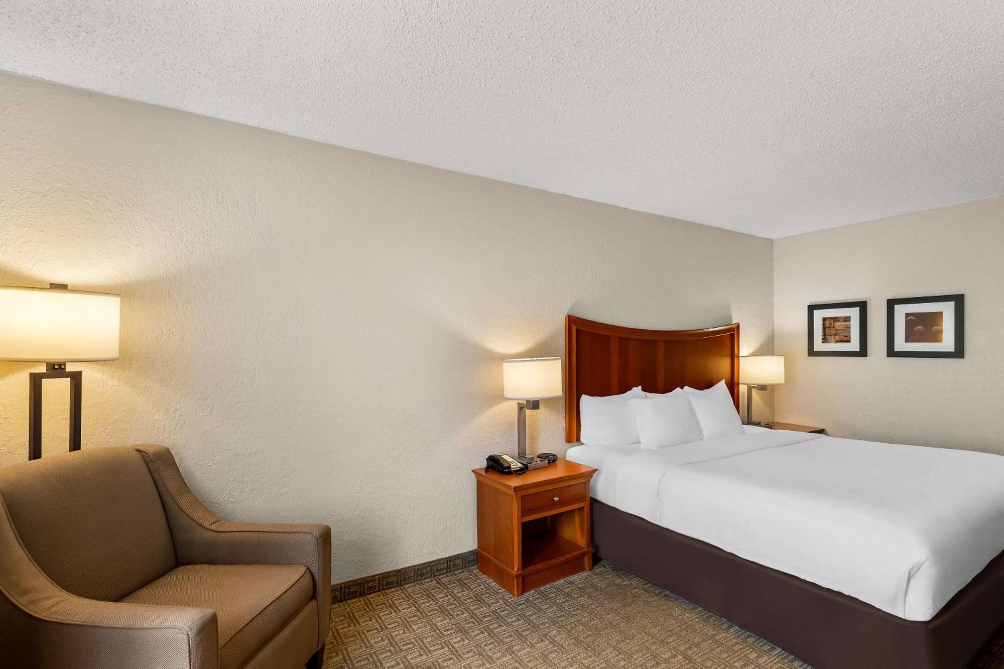 Comfort Inn St Louis - Westport Event Center Maryland Heights Dış mekan fotoğraf
