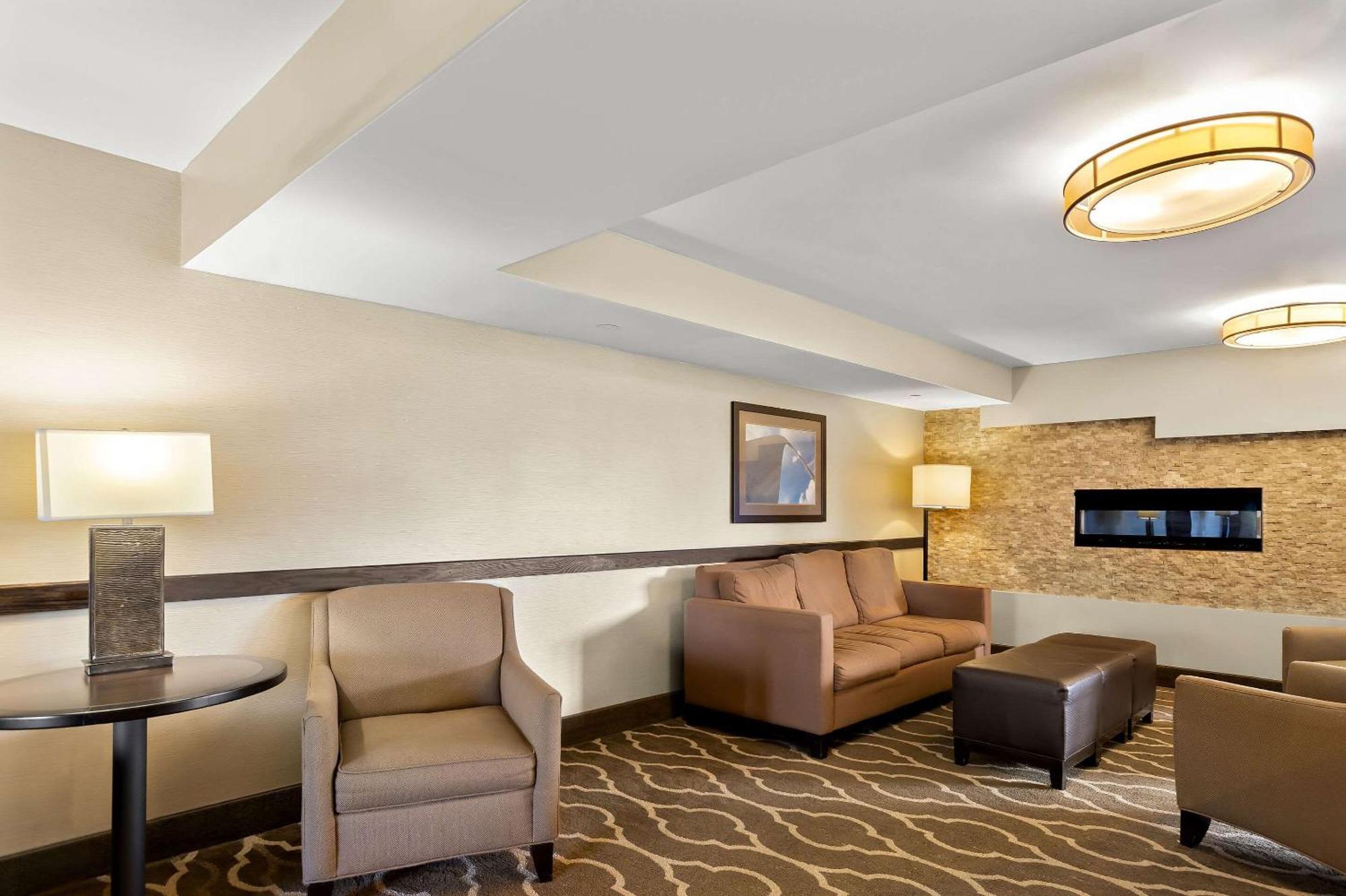Comfort Inn St Louis - Westport Event Center Maryland Heights Dış mekan fotoğraf
